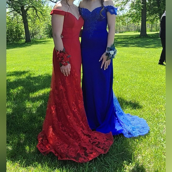 Prom/Grad Dress - Picture 4 of 5